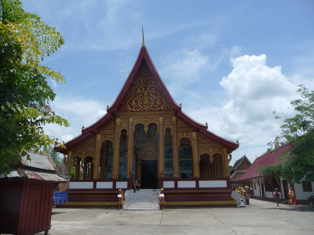 WAT AHAM.JPG