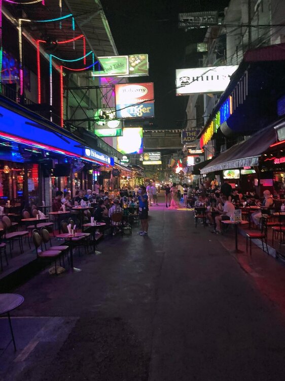 Silom-Soi-4.jpg