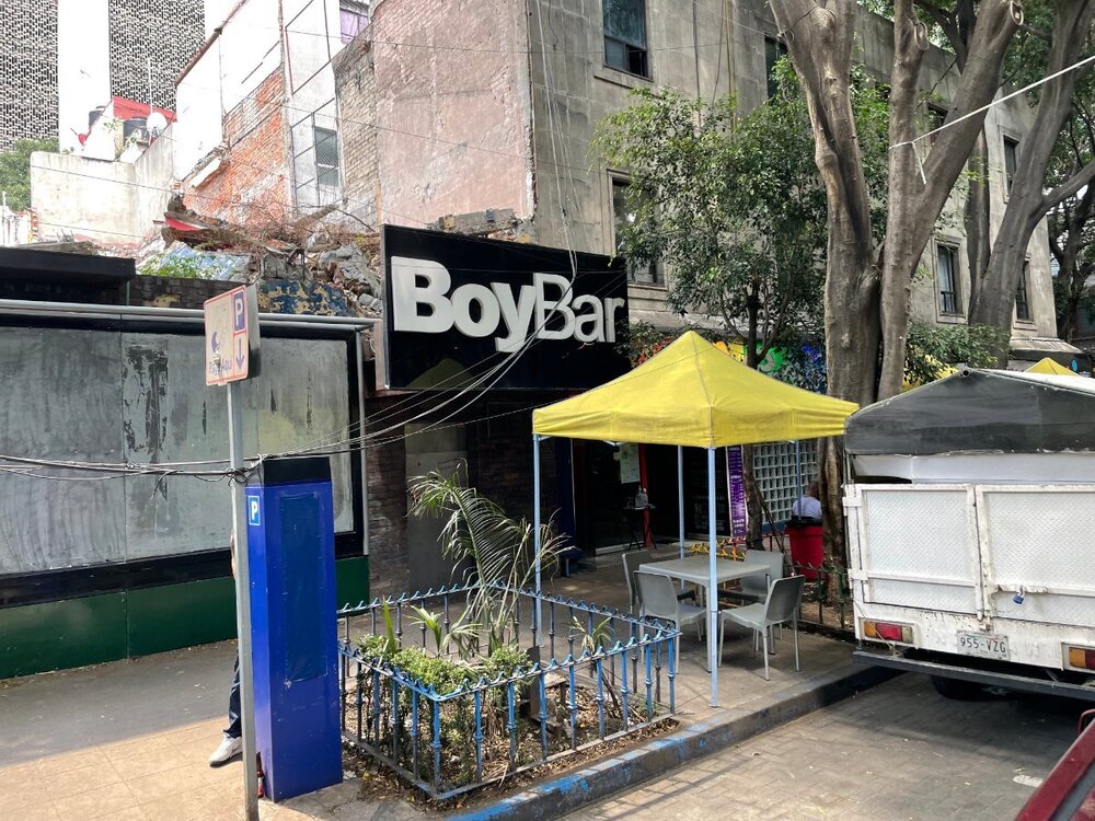 boybar.jpg