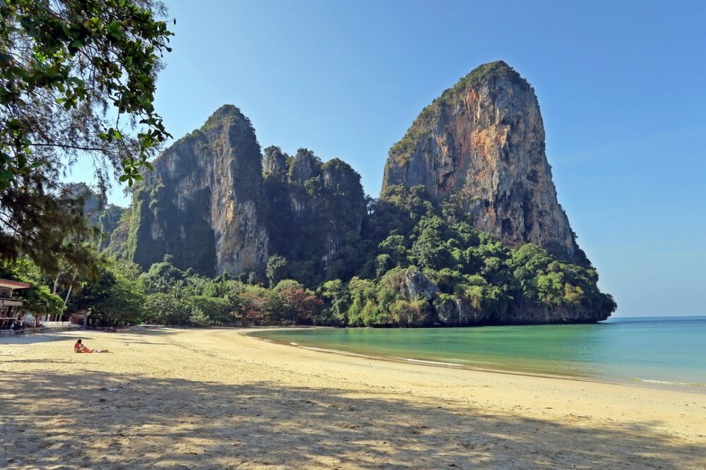 1788686224_railay(2).thumb.jpg.6c4009be67e5d51b2f68dd9284dce927.jpg