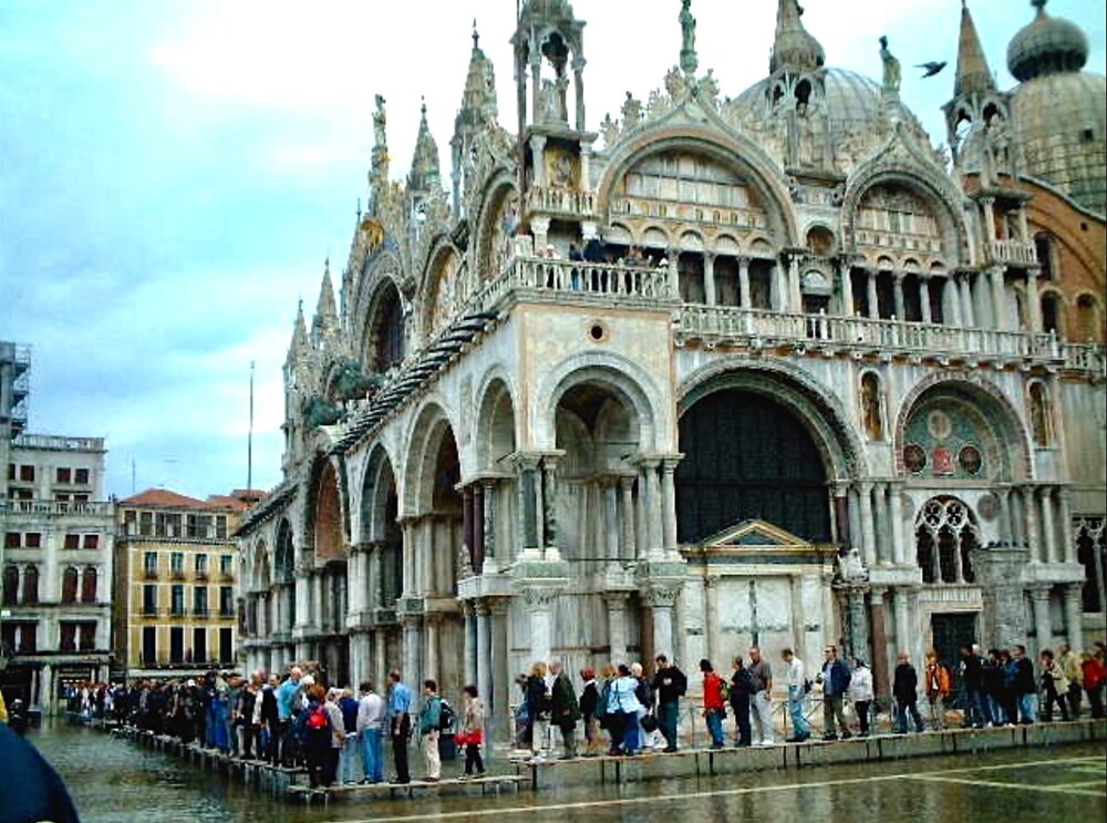 1779876068_Venice2003.thumb.jpg.7131908644a873890e186b903bb77981.jpg