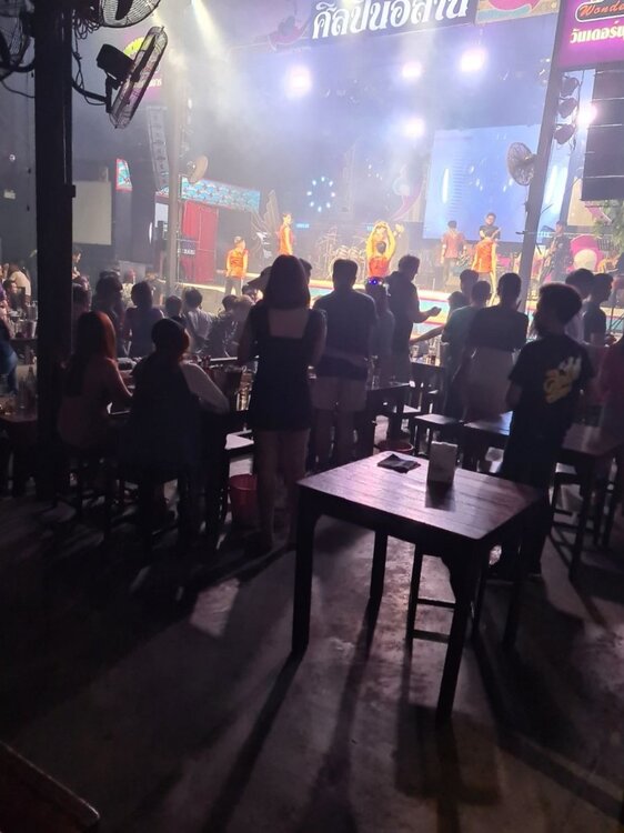 Esan bar pattaya 4.jpg