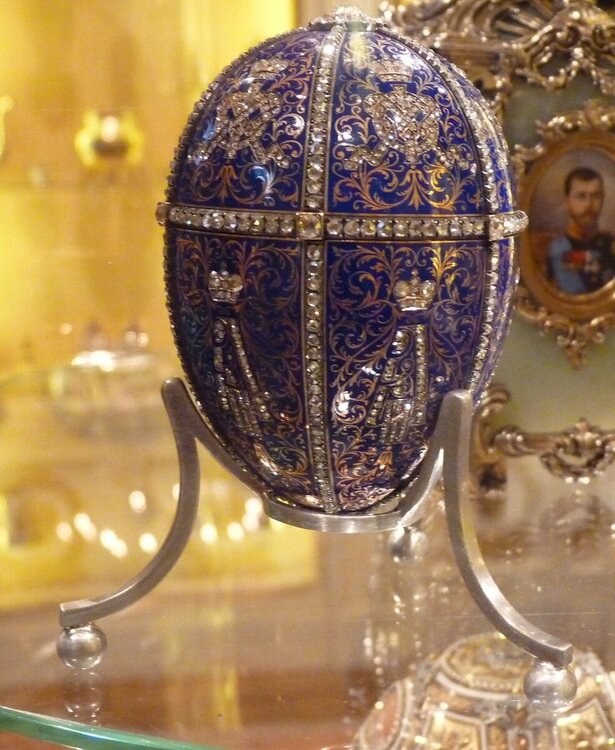 Twelve_Monogram_(Faberge_egg).thumb.jpg.2a2b5f2c19c7e430bc06e3773a3bd45f.jpg