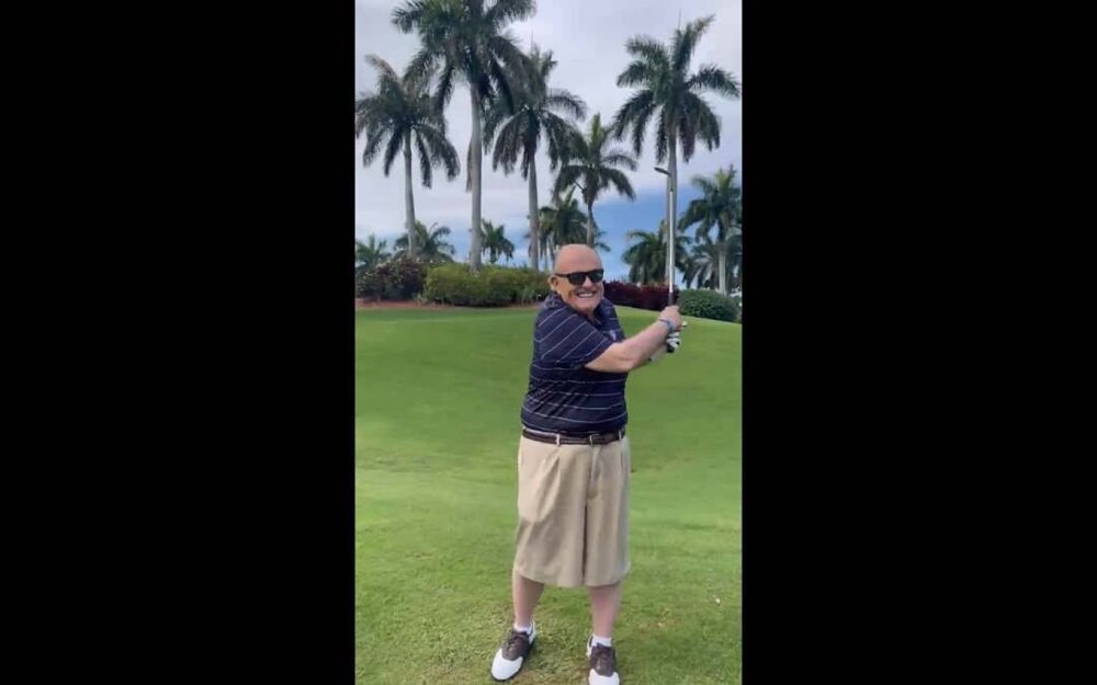 rudy-golf.thumb.jpg.8fafcfa997e8502f3d73e0030674ab3f.jpg