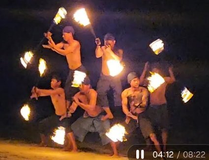 Fire_show.jpg.ff3a1e16c1af792cde86b40760ba118d.jpg